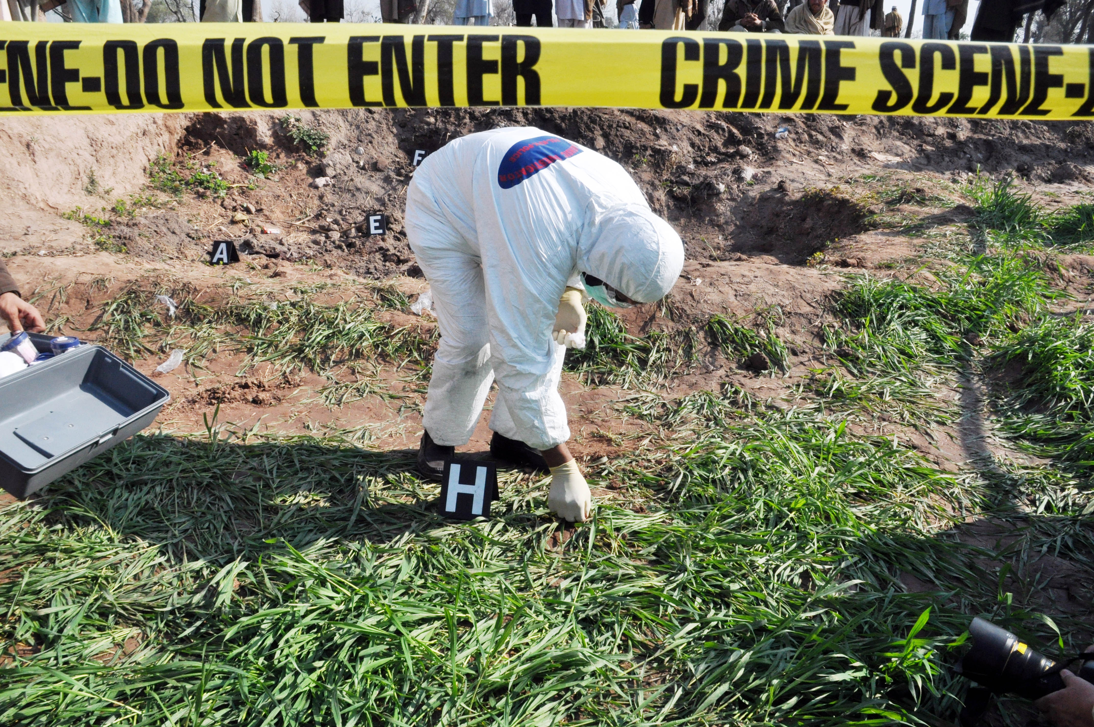 Crime Scene Investigation Unit — photo 10