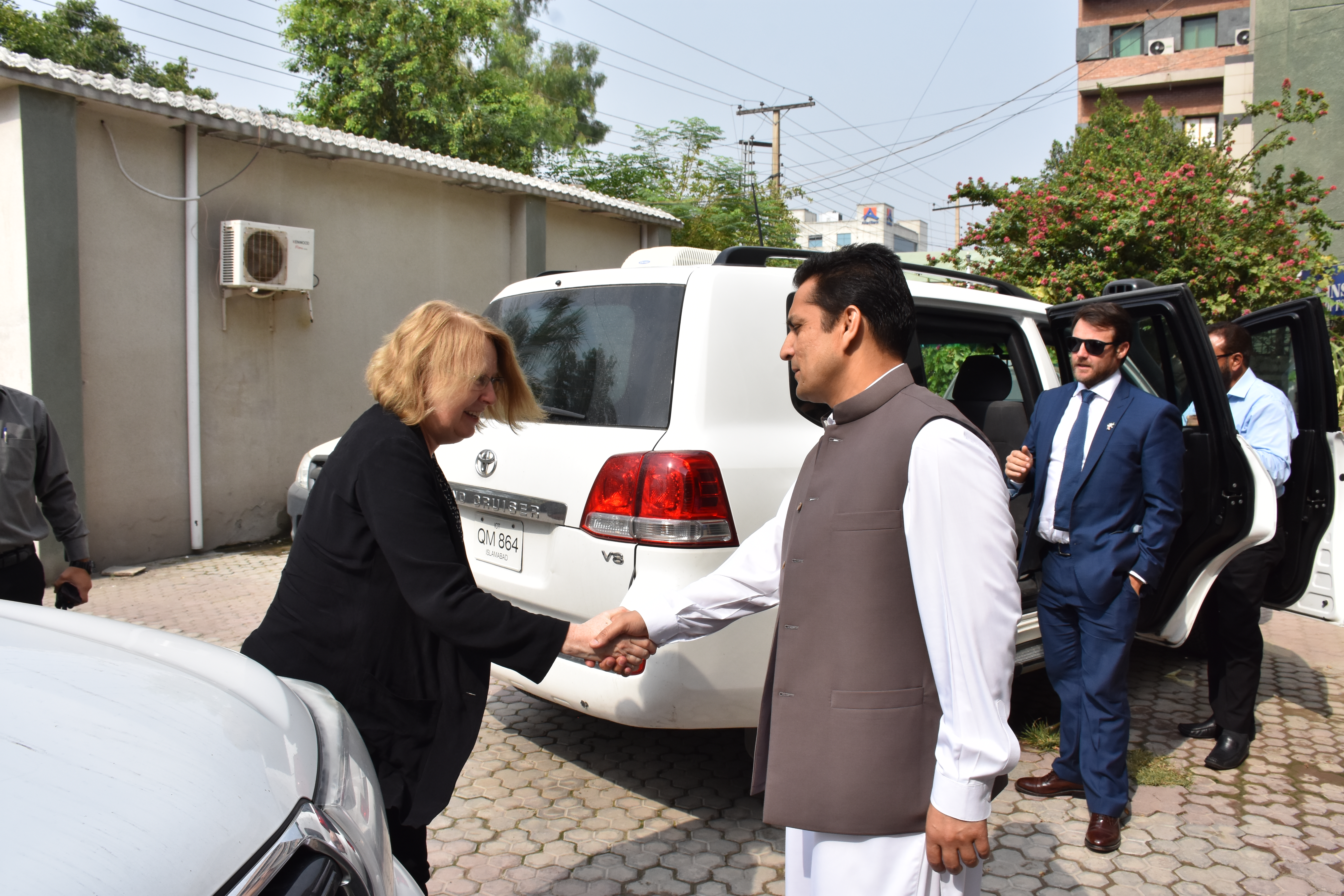 British High Commission visit — photo 1